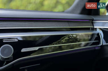Седан Audi A8 2020 в 