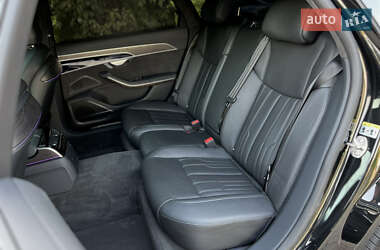 Седан Audi A8 2020 в 