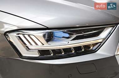 Седан Audi A8 2018 в 