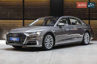 Седан Audi A8 2018 в 