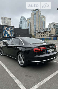 Седан Audi A8 2012 в Києві