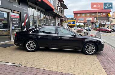 Седан Audi A8 2017 в 