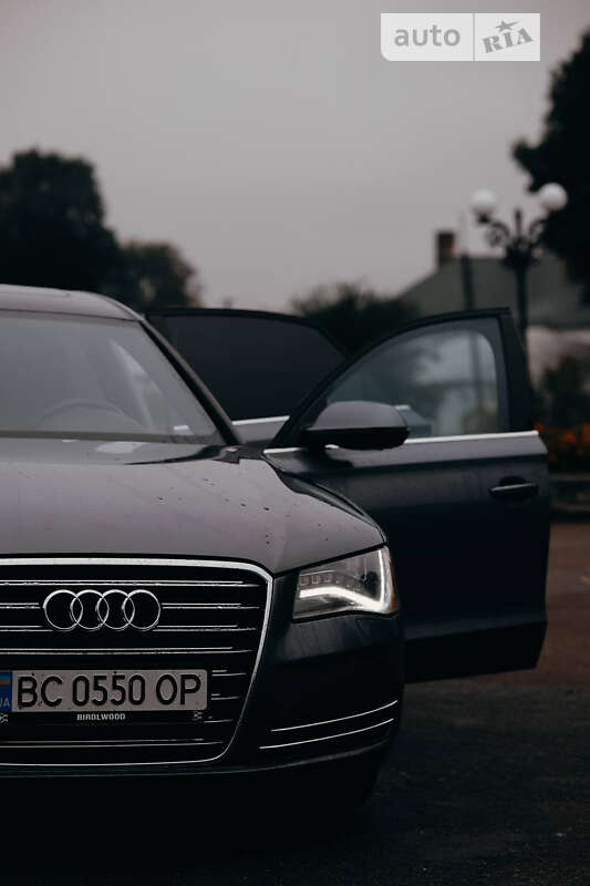 Седан Audi A8 2014 в Киеве