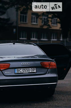 Седан Audi A8 2014 в 