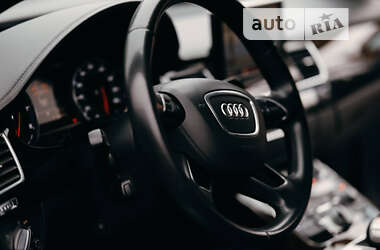 Седан Audi A8 2014 в 