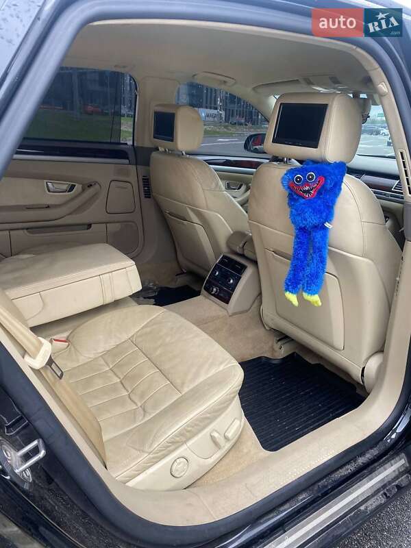 Седан Audi A8 2007 в Києві