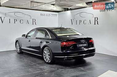 Седан Audi A8 2015 в Киеве