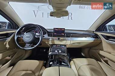 Седан Audi A8 2015 в Киеве