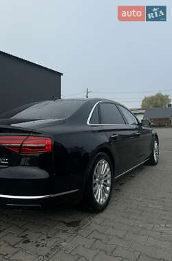 Седан Audi A8 2014 в Львове