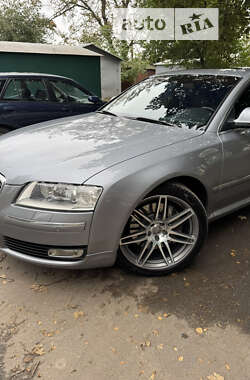 Седан Audi A8 2008 в Яготине