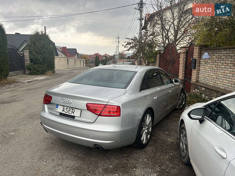 Седан Audi A8 2012 в Тернополе