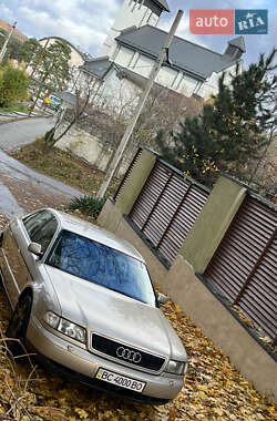 Седан Audi A8 1998 в 