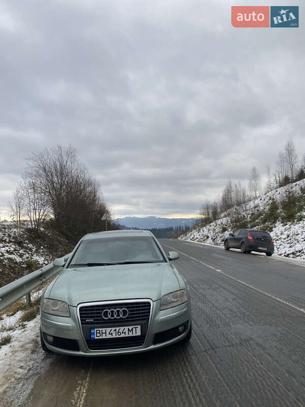 Седан Audi A8 2006 в Одессе