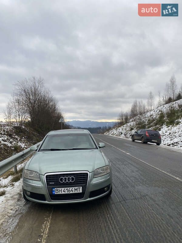Седан Audi A8 2006 в Одессе