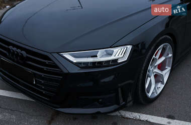 Седан Audi A8 2019 в 