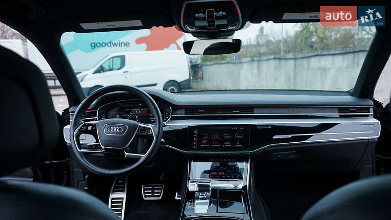 Седан Audi A8 2019 в Киеве