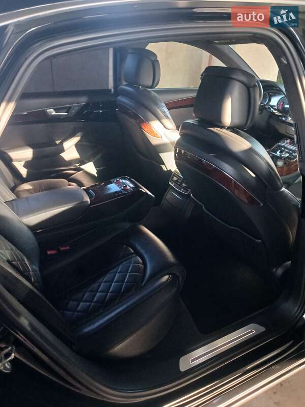 Седан Audi A8 2013 в Киеве