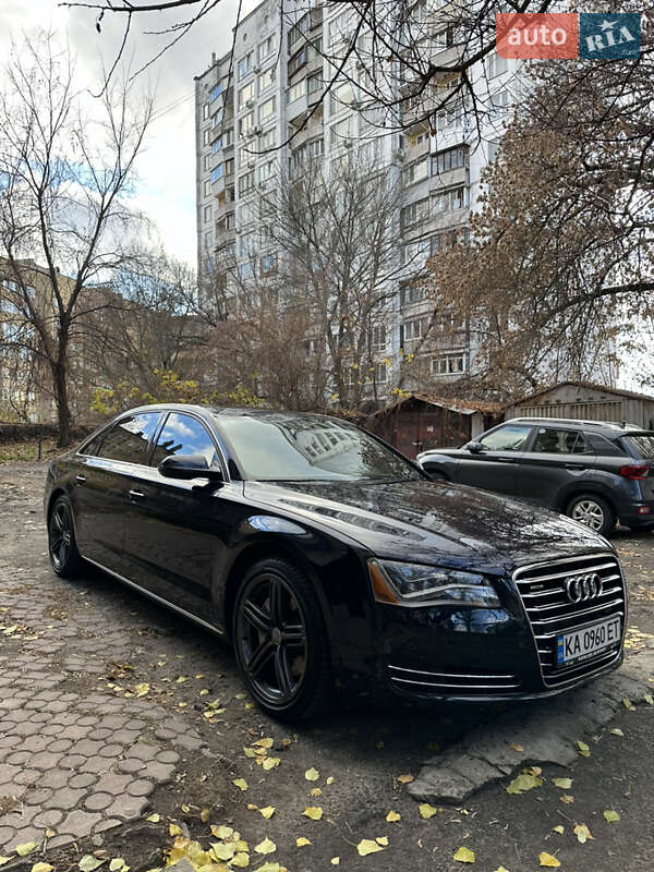 Седан Audi A8 2012 в Киеве