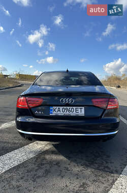 Седан Audi A8 2012 в Киеве