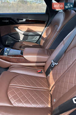 Седан Audi A8 2012 в Киеве