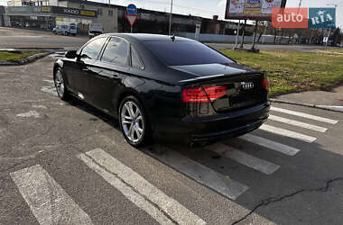 Седан Audi A8 2010 в Полтаве