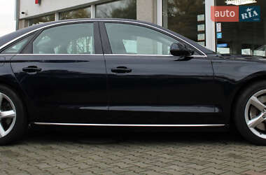 Седан Audi A8 2011 в 
