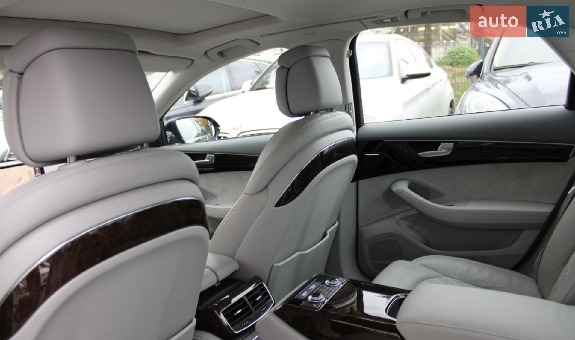 2011 Audi A8 - мініатюра 7