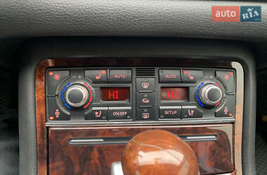 Седан Audi A8 2007 в 