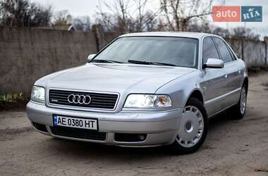 Седан Audi A8 1999 в Павлограде