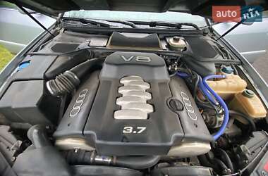 Седан Audi A8 1996 в 
