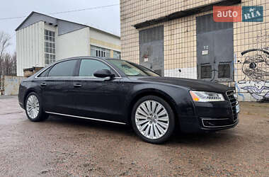 Седан Audi A8 2015 в Киеве