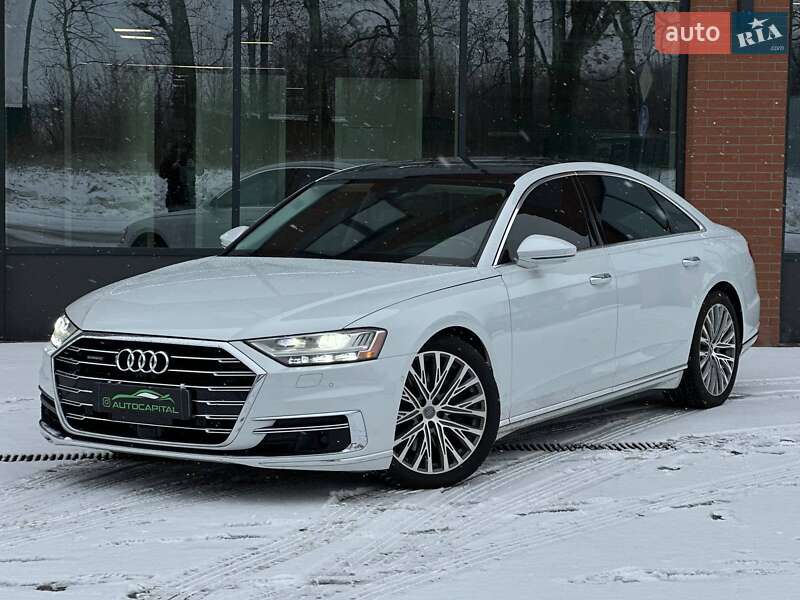 Седан Audi A8 2018 в Києві