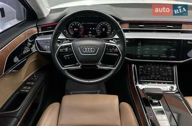 Седан Audi A8 2018 в Києві