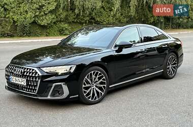 Седан Audi A8 2023 в Трускавці