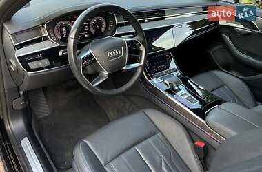 Седан Audi A8 2023 в Трускавце