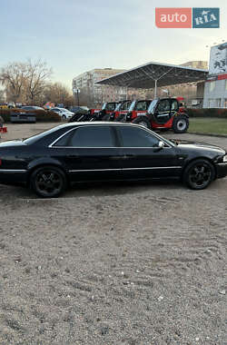 Седан Audi A8 2000 в Днепре