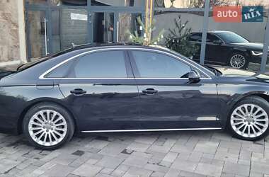 Седан Audi A8 2012 в Черкассах