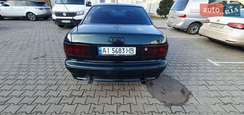 Седан Audi A8 1997 в Киеве