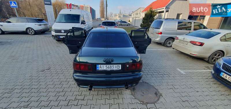 Седан Audi A8 1997 в Киеве