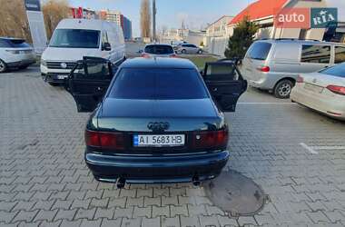 Седан Audi A8 1997 в 