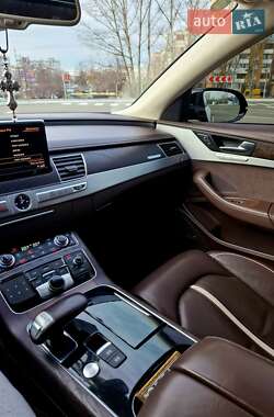 Седан Audi A8 2011 в Киеве