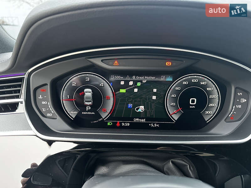 Седан Audi A8 2021 в Киеве