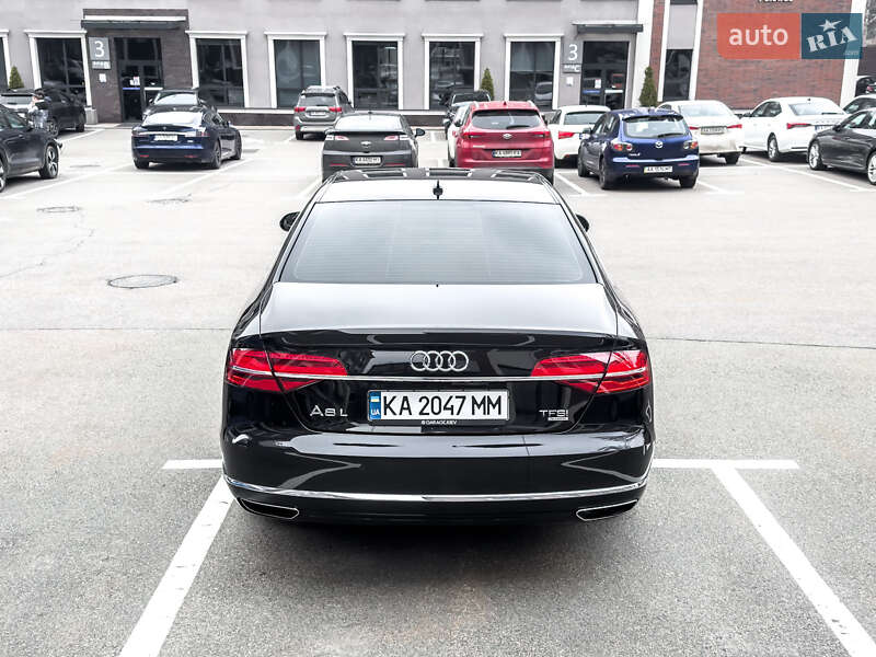 Седан Audi A8 2014 в Киеве