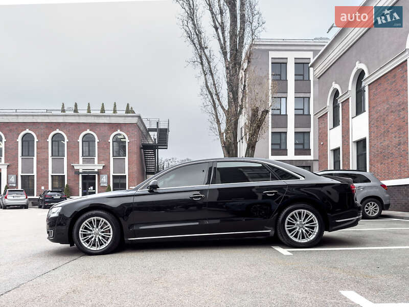 Седан Audi A8 2014 в Киеве