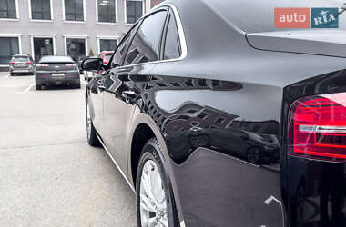 Седан Audi A8 2014 в 