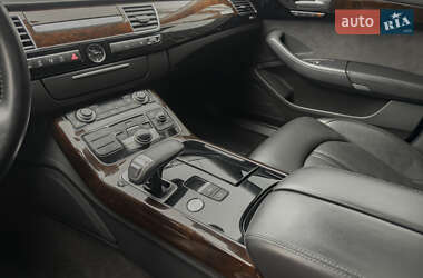 Седан Audi A8 2014 в 