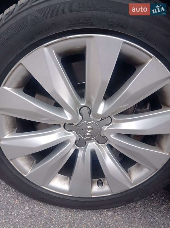 Седан Audi A8 2008 в Погребище