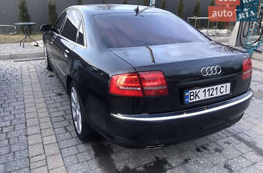 Седан Audi A8 2005 в 