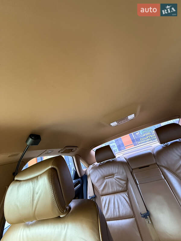 Седан Audi A8 2008 в Снятині