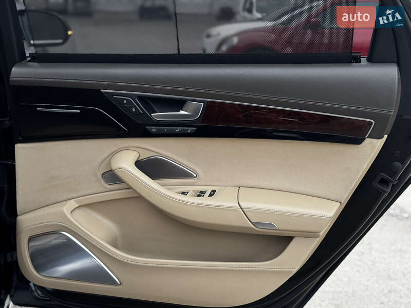 Седан Audi A8 2011 в Житомире фото 56 Седан Audi A8 2011 в Житомире